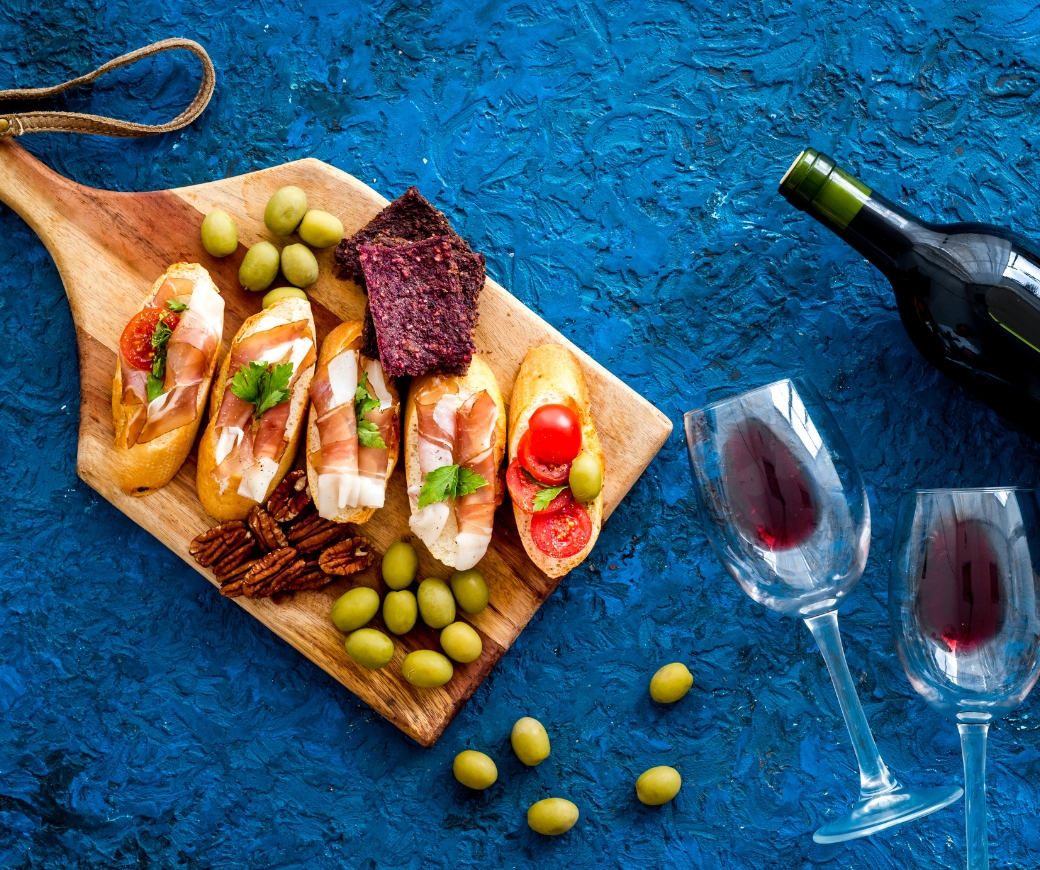 Food & Beverage